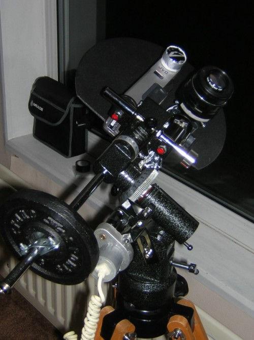 camera lens mounted on a Toucam