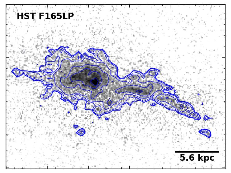 MOLECULAR GAS IN RXCJ1504 7 Figure 5. The ALMA CO(3-2) (top) and HST F165LP (UV; bottom) images that were shown in Fig. 3, but overlaid with contours of the UV emission.