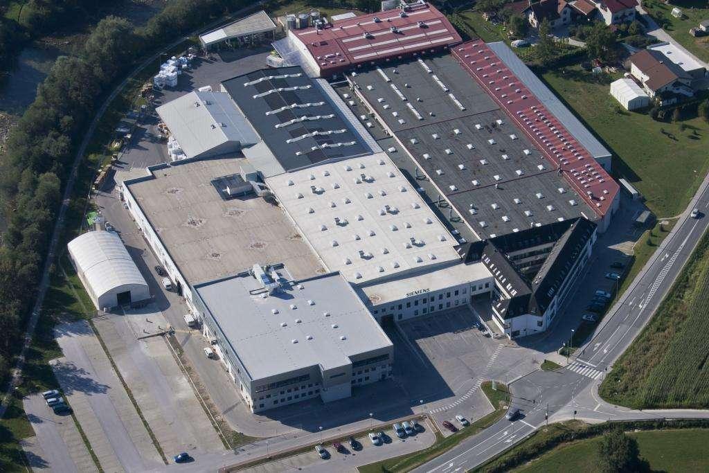 548 m² Production: 12.405 m² Warehouse: 4.933 m² Office (+soc.area): 7.