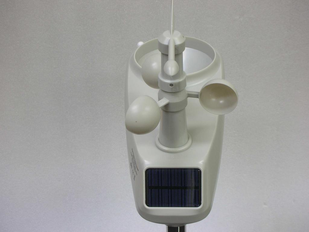 Southern Hemisphere - Wind Direction Re-Calibration Product: Professional Wireless Weather Station This weather station can be used in both the Northern and Southern Hemispheres.