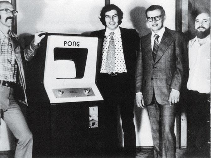 PONG PONG, Atari 1973 Built from TTL logic gates; no