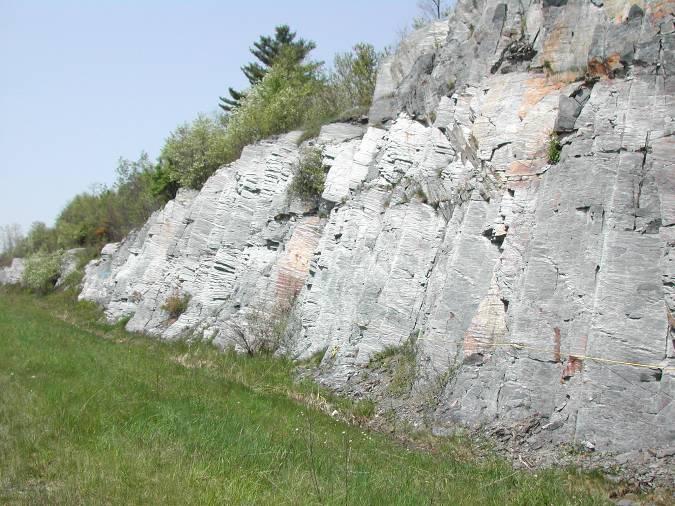 STRUCTURAL ANALYSIS ALONG A HIGHWAY ROCK EXPOSURE: THE FLEURIMONT ROAD CUT M. Grenon Université Laval, Québec, QC, Canada, martin.grenon@gmn.ulaval.ca G. Mellies and J.