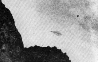 Trindade UFO Photographs (Note: When people suggest there is no evidence of alien visitation, one of the first things pointed to are the photographs taken in 1958.