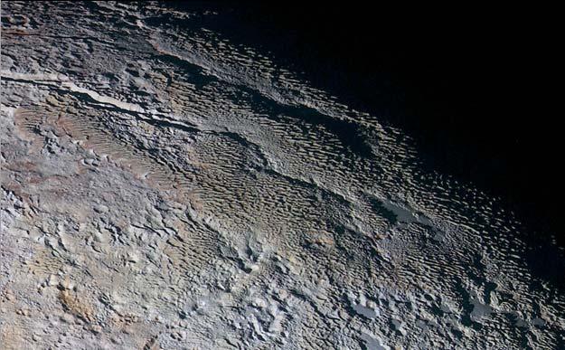 Pluto: Tartarus Dorsa region July 14, 2016 31 32