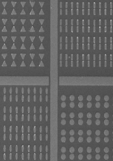 NANOELECTRONICS AND SENSORS NANOANTENNA PHOTO DETECTORS NanoSonic fabricates high efficiency nano-antenna photodetectors using unique materials