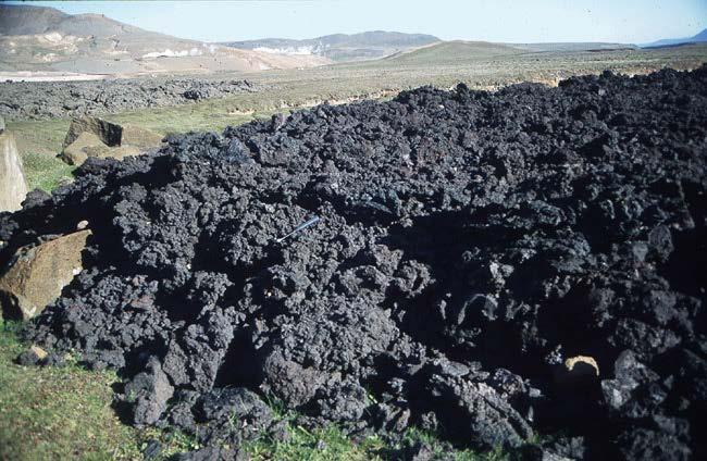 Texture of the lava flows: Pahoehoe lava Block lava