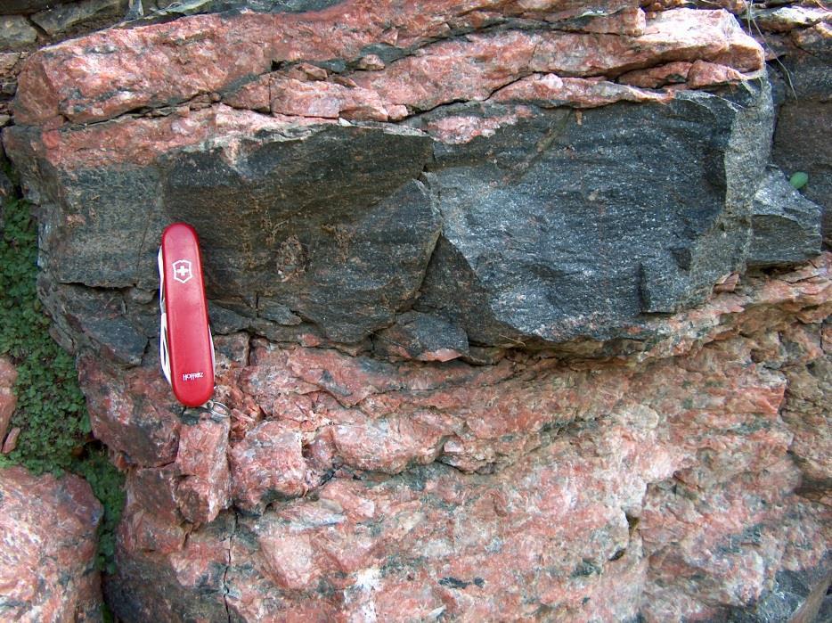 gneiss and calcsilicate sills