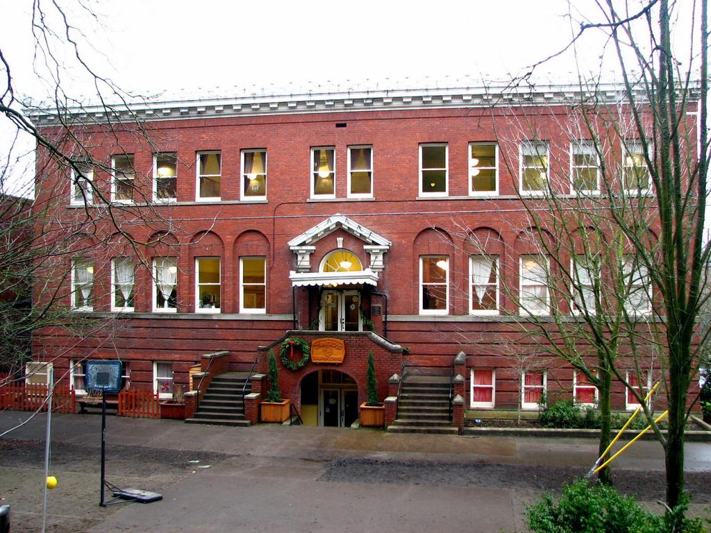 Portland, Oregon: School