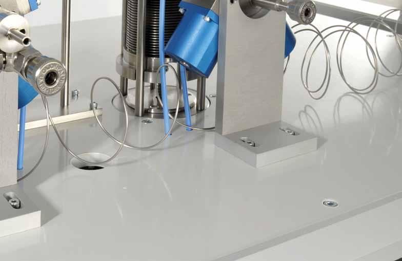 Geo 20-22 The Geo 20-22 dual-inlet gas isotope ratio mass spectrometer provides the ultimate precision and sensitivity in stable isotope measurement of a wide range of gases.