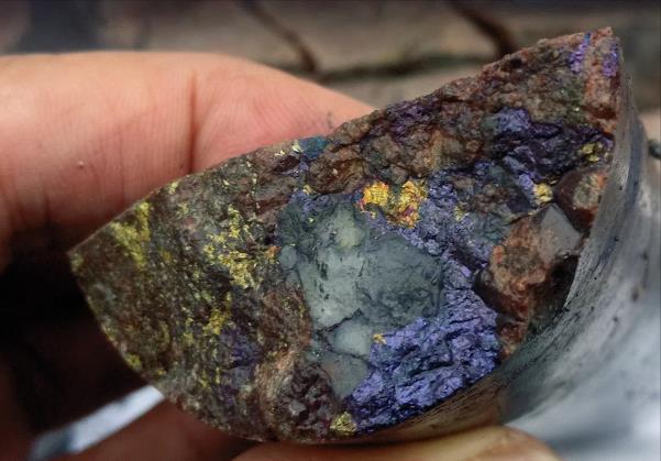 33 % Cu) contained within 46.0 metres grading 8.81 g/t Au Eq (3.87 g/t Au, 13.81 g/t Ag, 2.