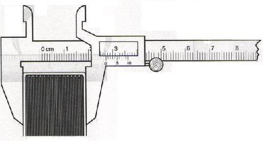 Using the Vernier Caliper Example: To measure the external length of a container Main scale reading = 2.7 cm Vernier scale reading = 0.