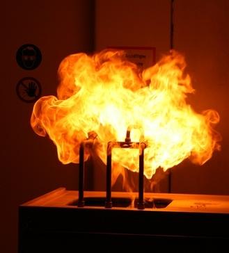 reaction solid gas liquid (aq)