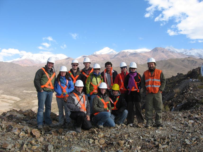 Following the excursion we will do a detailed oral presentation relating the knowledge we acquire about the Bolivian economic geology and the Bolivian mining industry in general and we could also
