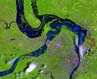 Normal conditions at the junction of the Missouri and Mississippi Rivers. HUMAN IMPACT Great flood of 1993 at St.