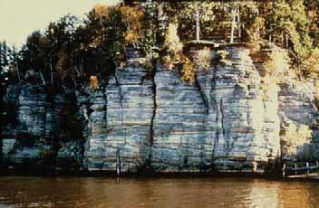 The sandstone aquifer is present over 2/3 of Wisconsin extends to adjacent states This