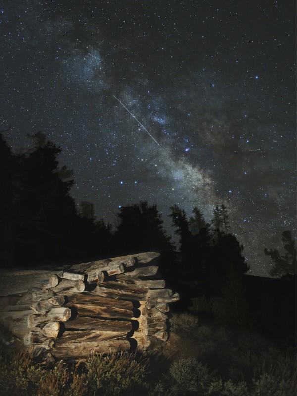 That flash of light you see Sometimes called a shooting star Usually occurs ~50 miles up http://www.youtube.com/ watch?