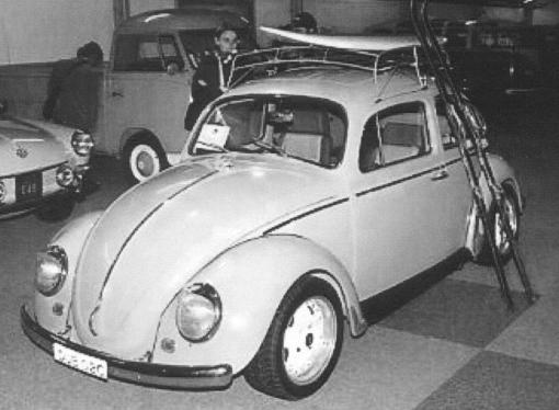 associative memory neural network and the stored representation of the whole Volkswagen can be thought of as an network attractor for all similar keys The key starts a retrieval