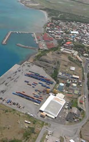 20 Dry Container Table 4-5 Handling charges and fees for Port of Castries (Source: Cubas et al, 2015) Handling Charges by Type of Freight (2012) Port Fees (2012) 40 Dry Container Transshipment