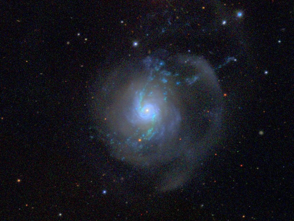 NGC 2782 NGC 3310
