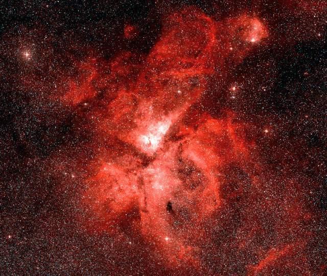 NGC 3372 α = 10: 45.