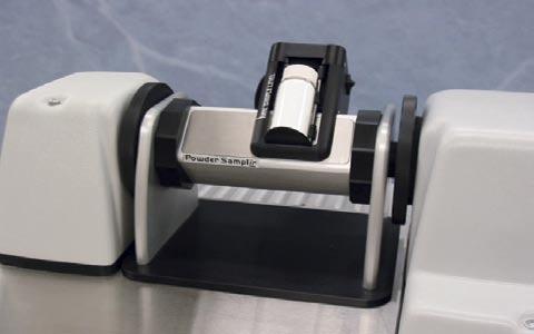 An optional temperature-controlled vial accessory (ACC118, 131, or 132) can be used to analyze liquids in disposable glass vials, either on the auxiliary side sample compartment or in the main