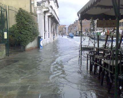 Storm surges: Acqua alta: Venice Agravated by the subsidence