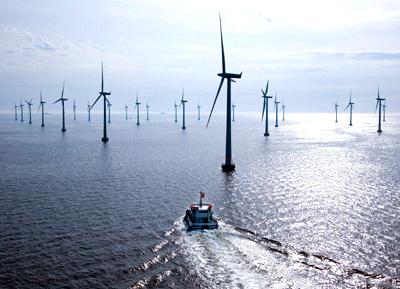 RESOURCES Offshore Wind Farms Wave Power www.oceanpowermagazine.