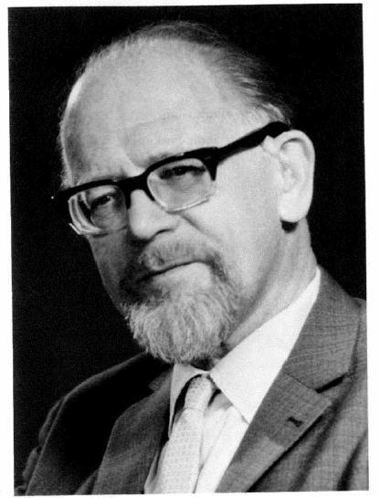 Rasch Models: Georg Rasch (1901 1980) Danish Mathematician Philosopher Student: Erling B. Andersen (Statistician) Core publications: Rasch, G. (1960).