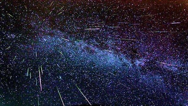 Meteor Showers Some of the best are listed below along with dates when the most meteors are visible Quadrantids, January 3-4 (Comet 2003 EH1) Lyrids, April 22-23 (Comet Thatcher) Perseids, August