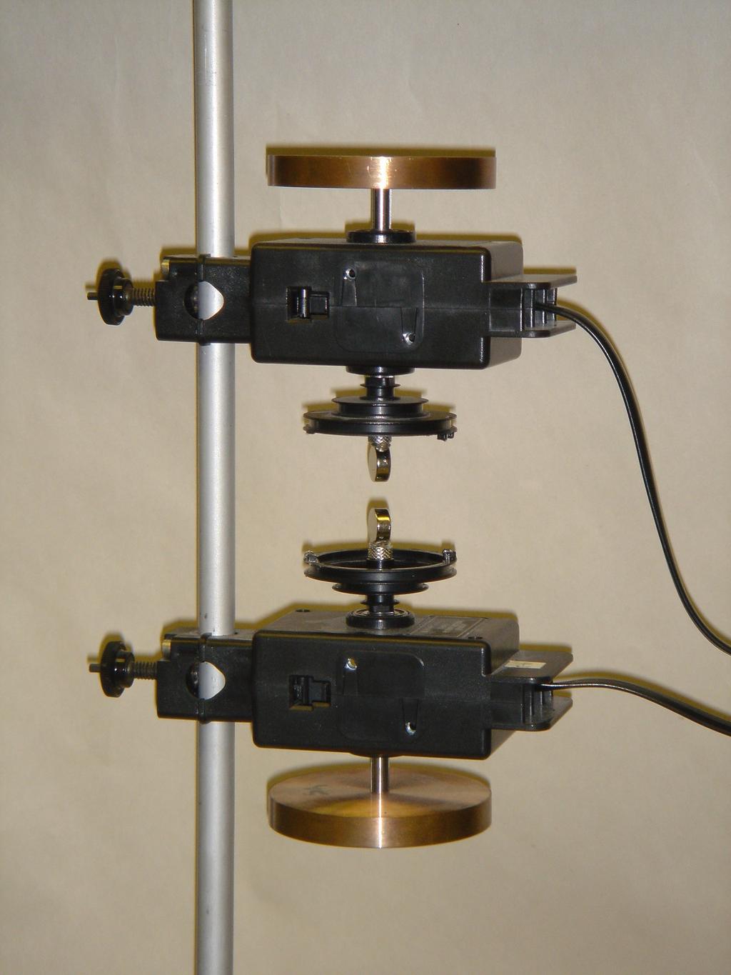FIG. 2: Apparatus used for experimental observations.