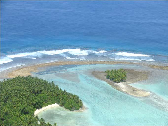Preliminary results For the 3 motu The 40 yr evolution shows an increase in the surface area of the islands But Aggradation is mainly linked to anthropogenic actions that alter the perception of the