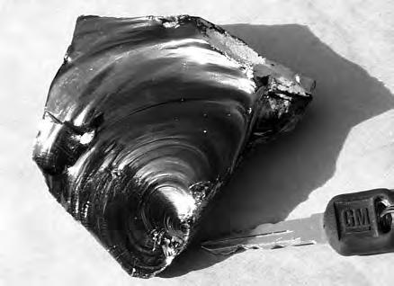 WHAT IS THE BOWEN REACTION SERIES? 123 Figure 5-6 The glassy texture of obsidian (volcanic glass) indicates that it cooled very quickly. WHAT IS THE BOWEN REACTION SERIES?
