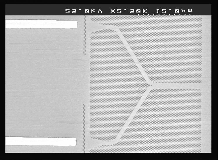 171 Splitters and Combiners Figure 3.29 SEM micrograph of the combiner used for the multi-wavelength photonic crystal laser; courtesy of Happ, T., University of Würzburg, Germany.