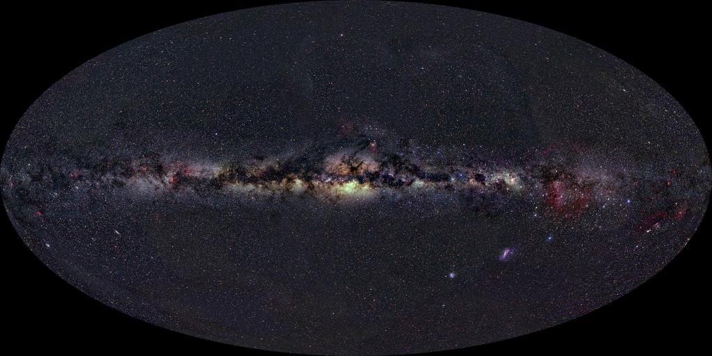 48 Milky way galaxy in infrared