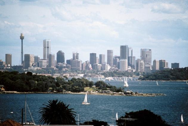 Among the Realm s Great Cities: Sydney Metropolitan Sydney home to