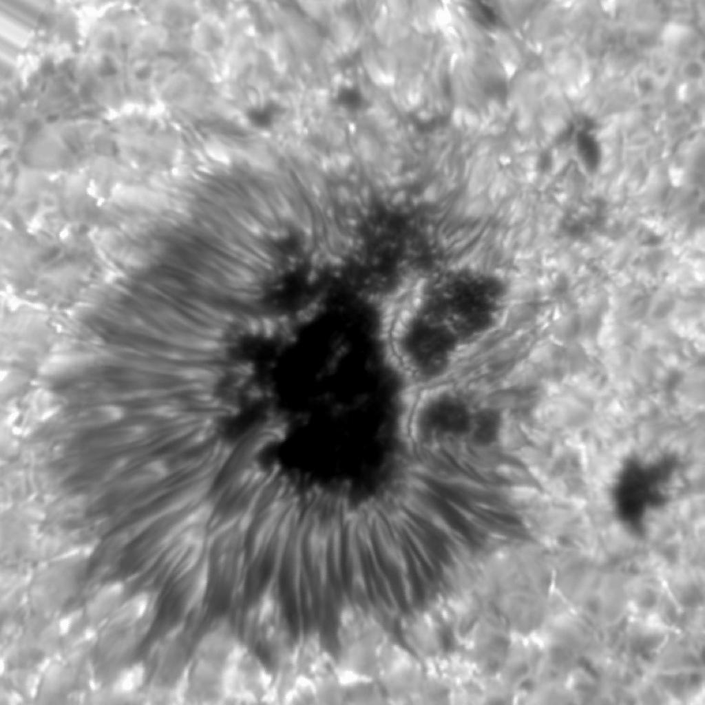 4 Introduction Figure 1.2: The figure shows a sunspot recorded at 630.2 nm with the SOUP filter on 15 Aug 2005. It is a Stokes I image at 50 pm from the line center.