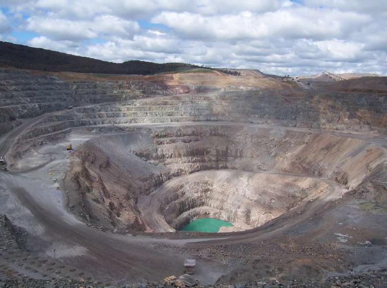 Cu-Porphyry Exploration Targets 1 >500Mt tonnes 0.3 2 % copper 0.