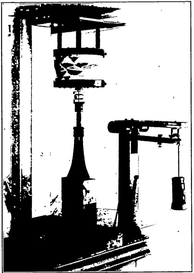 Boundary Conditions Variation 3.3.2.1 Experiment Introduction According experiments carried out by Lundquist [13] and Donnell [6], axial-compressed cylinders are loaded with two thick steel plate.