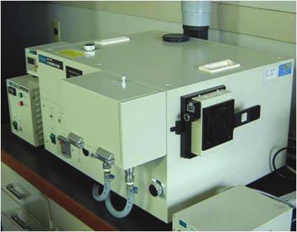 Condenser & Reflector 341 nm (UV) Xenon lamp carbonyl (1730cm -1 ) Diffraction aromatic grating (1510cm -1 ) 372 nm (UV) longer 403 nm