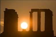 10 9 m: The Sun 1 000 000 000 m This is a sunset at Cape Sounion, in Greece. Because the Sun lies so far from the Earth, it looks smaller than the ruins of the temple.