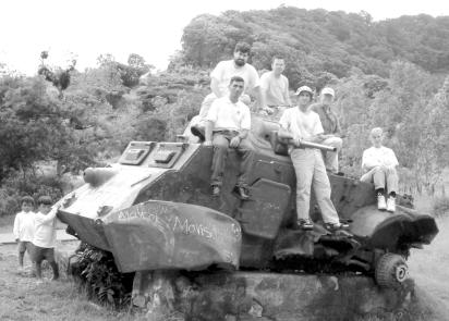 MONOGRAPHIC REVISION OF PLATYCOELIA 187 Team Scarab at Selva Negra, Nicaragua.