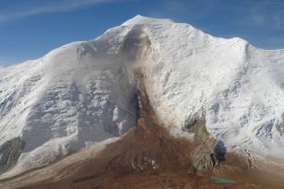 Mount Steele Landslide/Avalanche Mt