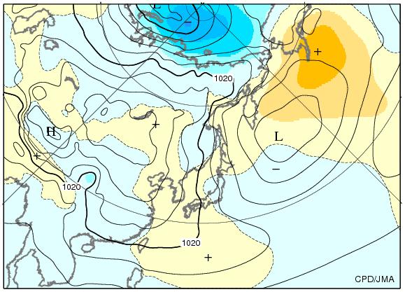 Northerly cold air flowed into the region less frequently than in normal winters, which contributed to the extreme high temperatures observed over southern China.