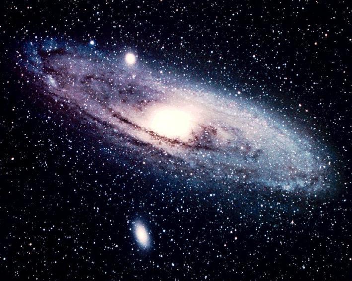Hubble s law M31 Andromeda Edwin