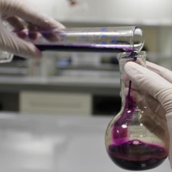 Procedure Part A: Separation by Distillation 1. Pour 30 ml potassium permanganate solution (solid KMnO 4 dissolved in water) into a 100 ml round bottom flask.