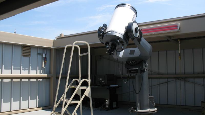 Reminder: Observatory Night Where: Roof of the Physics building What day(s): Monday Sept.