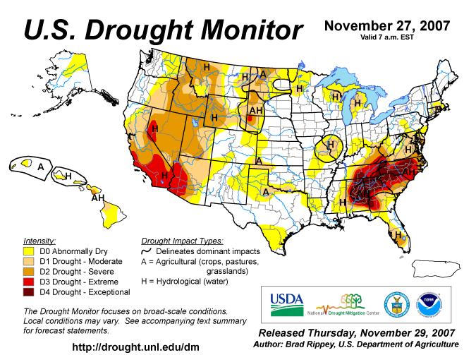 Graphic 2 National Drought Monitor Comparison for Fall 2007 & 2008 The above images show a big picture view of how the drought situation across the U.S. has changed from a year ago.