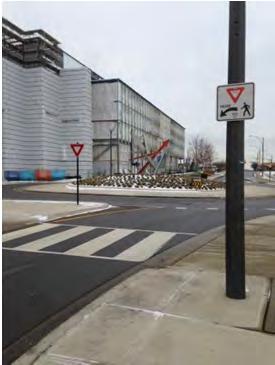 January 25, 2016 File: 165011005 Page 4 of 11 Reference: Square One Drive Extension EA, City of Mississauga - Site Visit to Observe Active Transportation Conditions 3.
