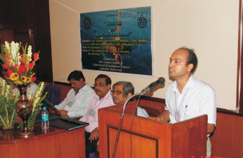 SPG Student Section at Jadavpur University organizes Workshop Department of Geological Sciences, Jadavpur University under the auspices of Society of Petroleum Geophysicists (SPG), Jadavpur