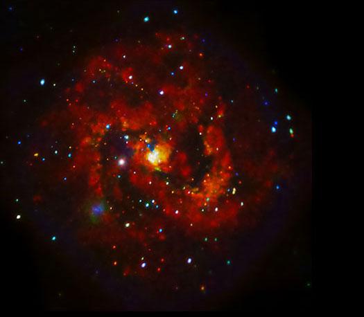 Spiral galaxy M83 in X- Rays M83 in X- Rays Chandra